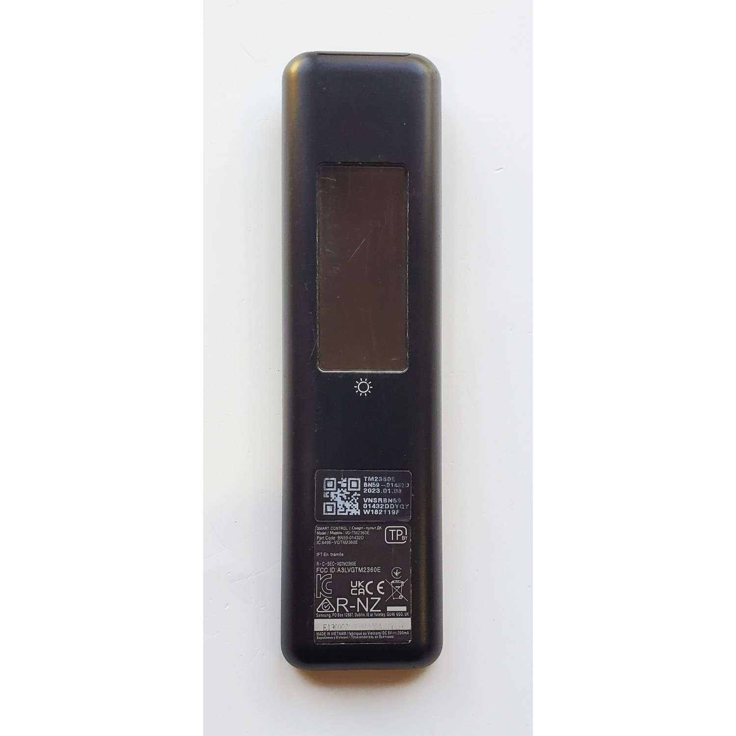 CONTROL REMOTO SAMSUNG ORIGINAL  PARA SMART TV, CON COMANDO DE VOZ / NUMERO DE PARTE BN59-01432D / 649E-VGTM2360E / BN5901432D / MODELOS UN75AU8000F / QN65Q65BAF / UN65AU8200F / QN55Q65CAFXZX / UN55CU800OF / QN55Q60CAFXZX / MAS MODELOS EN DESCRIPCION... - Imagen 2